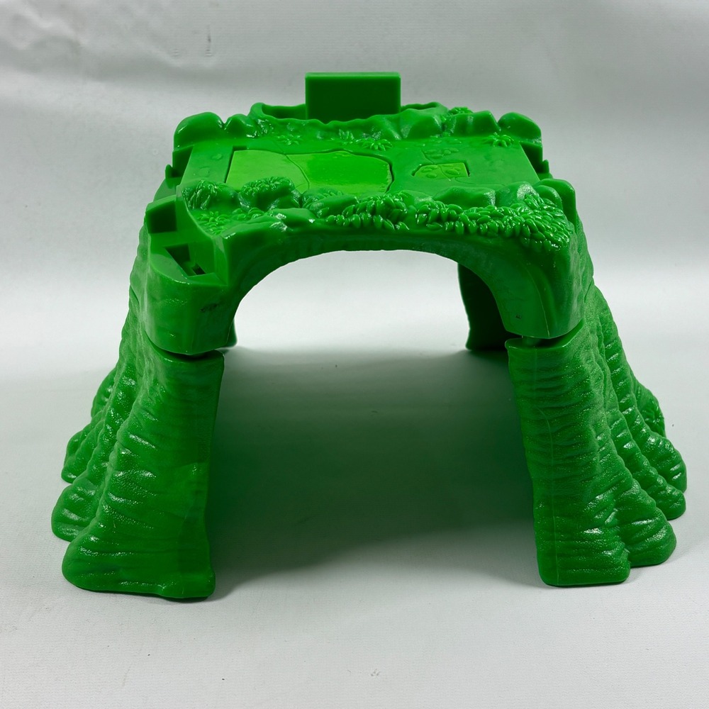 Disney Jungle Safari Roadway Tunnel Replacement Parts Green Trap Door Vintage